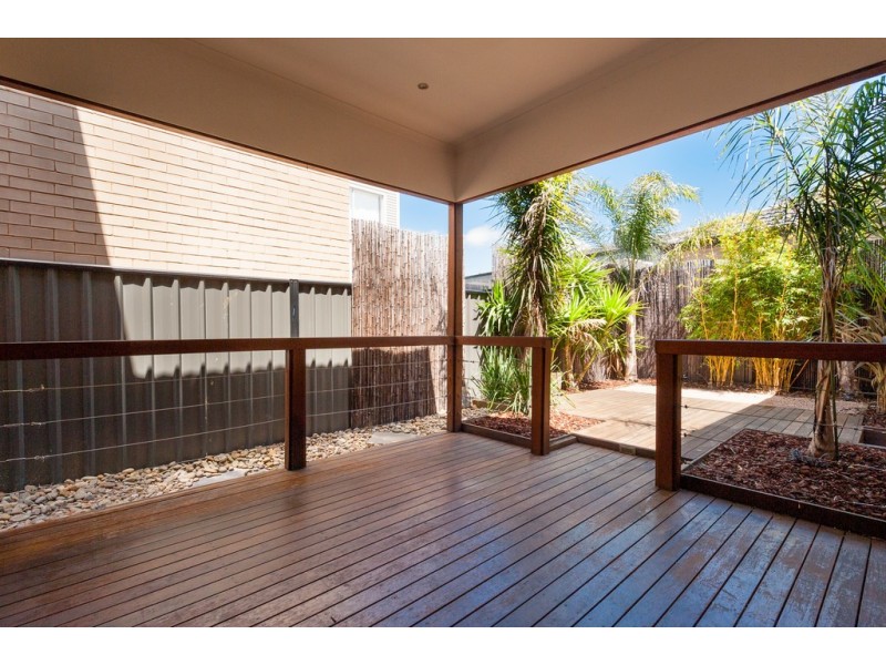 2 Bristow Lane, Craigieburn VIC 3064