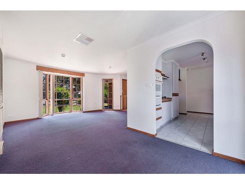 6 Silk Court, Epping VIC 3076