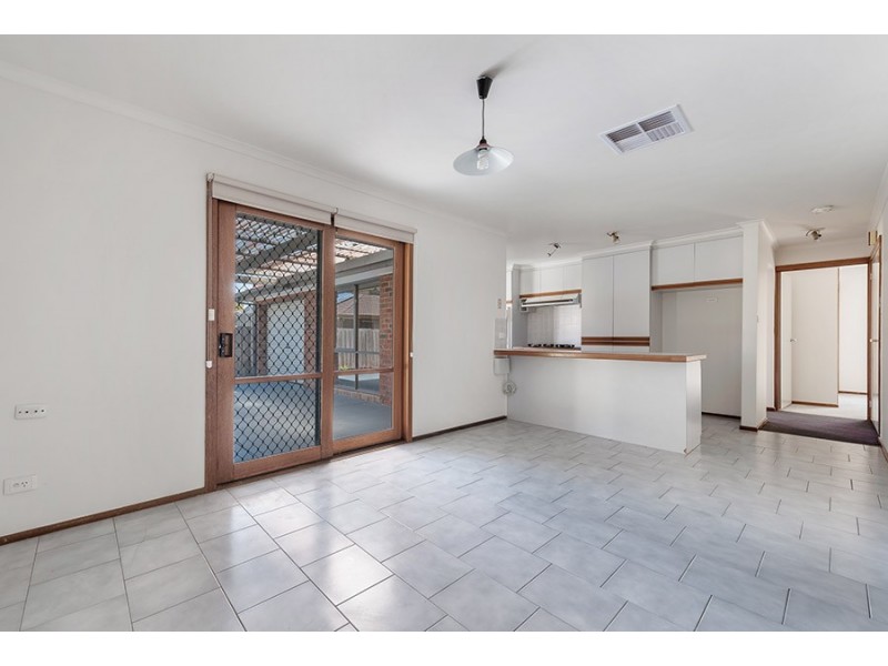 6 Silk Court, Epping VIC 3076