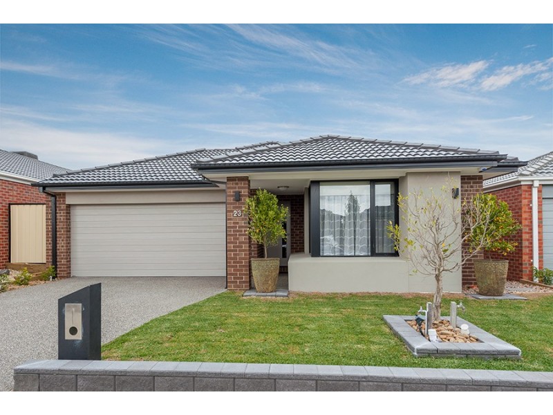 23 Reveille Way, Mickleham VIC 3064