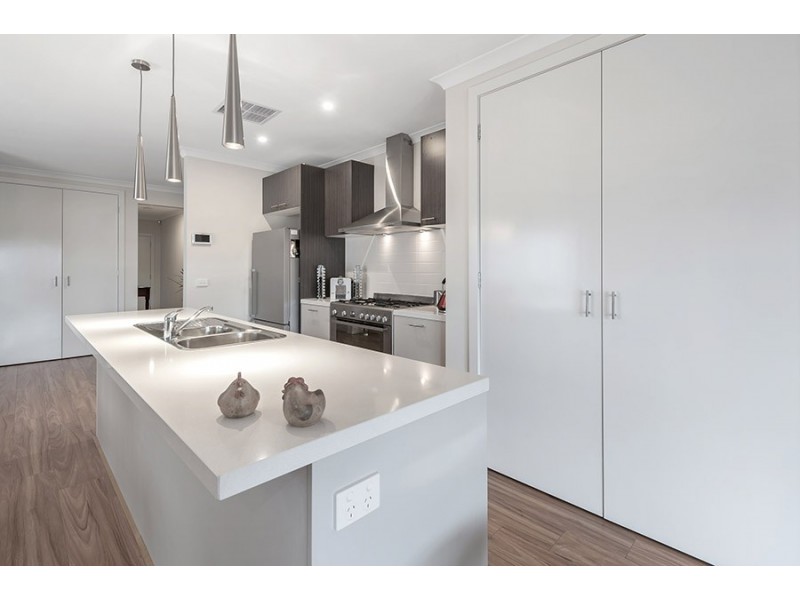 23 Reveille Way, Mickleham VIC 3064