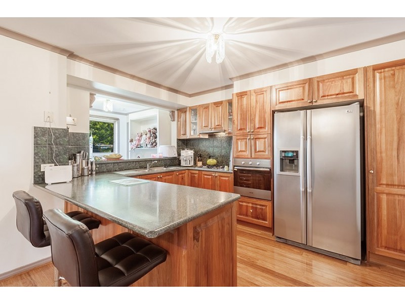 52 Rearden Crescent, Roxburgh Park VIC 3064