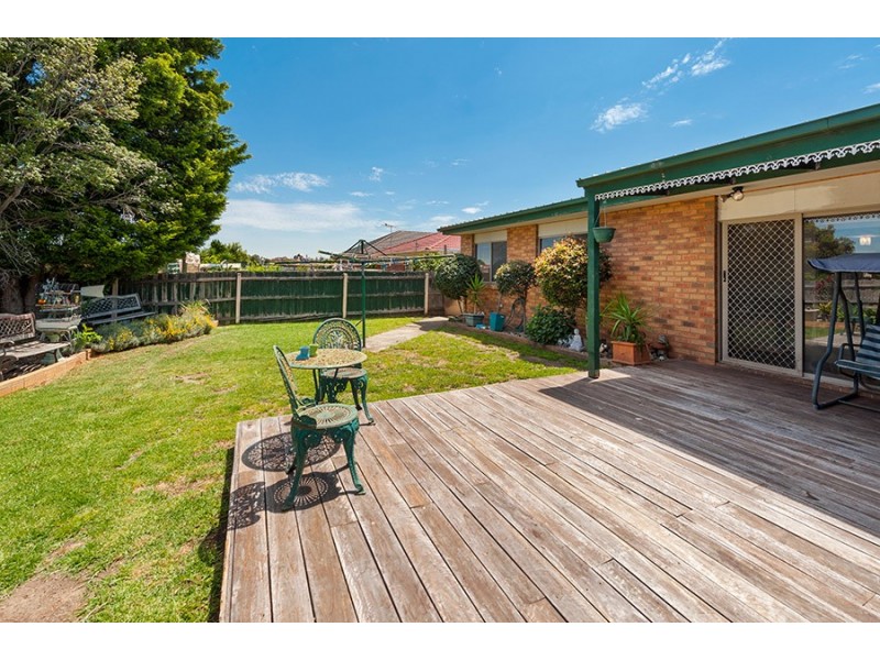 52 Rearden Crescent, Roxburgh Park VIC 3064