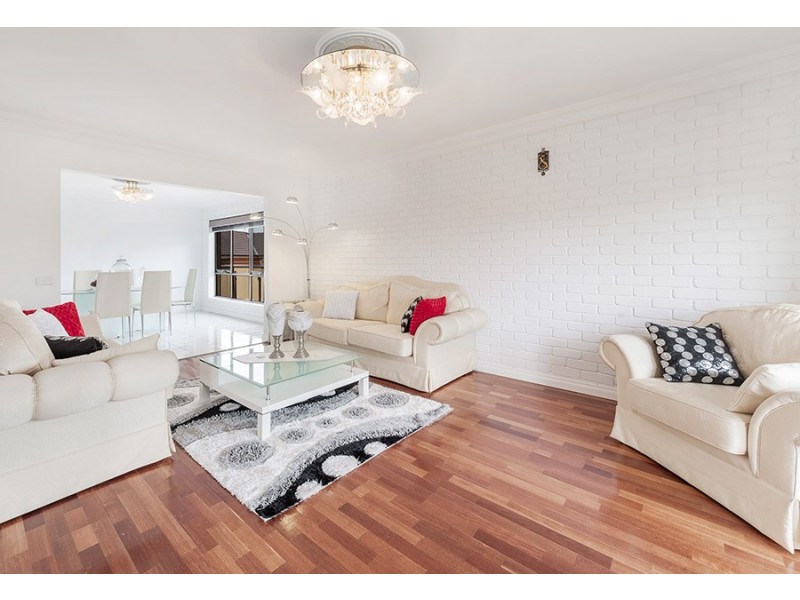 58 Gillingham Crescent, Craigieburn VIC 3064