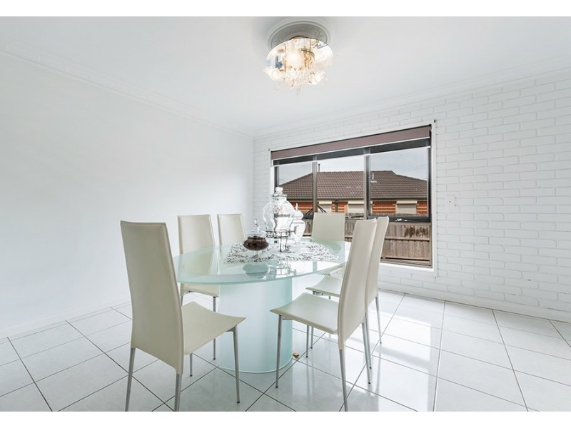 58 Gillingham Crescent, Craigieburn VIC 3064