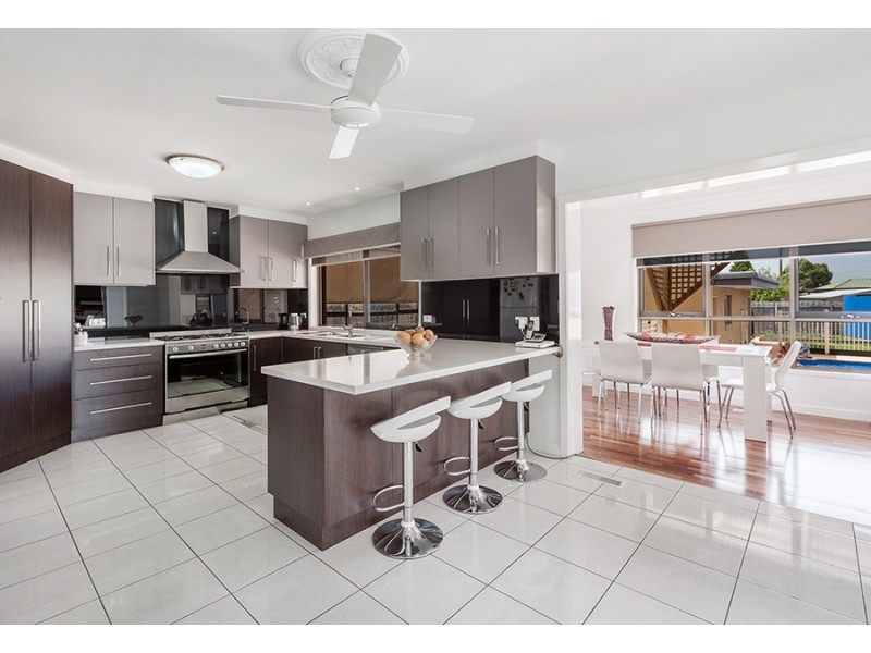 58 Gillingham Crescent, Craigieburn VIC 3064