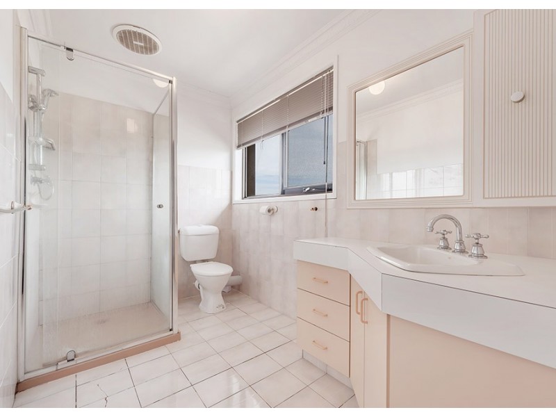 58 Gillingham Crescent, Craigieburn VIC 3064