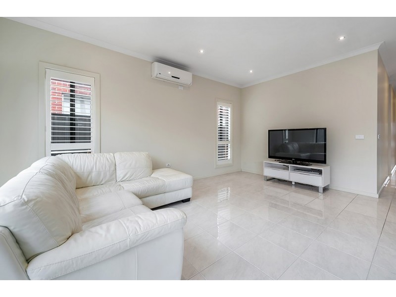 31 Groveton Street, Craigieburn VIC 3064