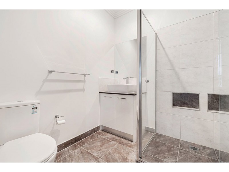 2 Burrows Place, Craigieburn VIC 3064