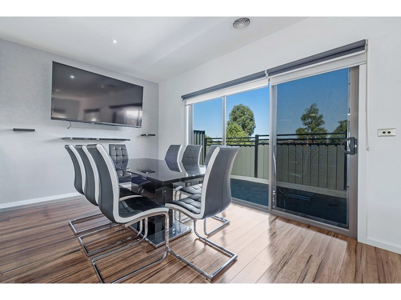 2 Burrows Place, Craigieburn VIC 3064