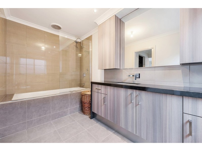 61 Palladium Circle, Beveridge VIC 3753