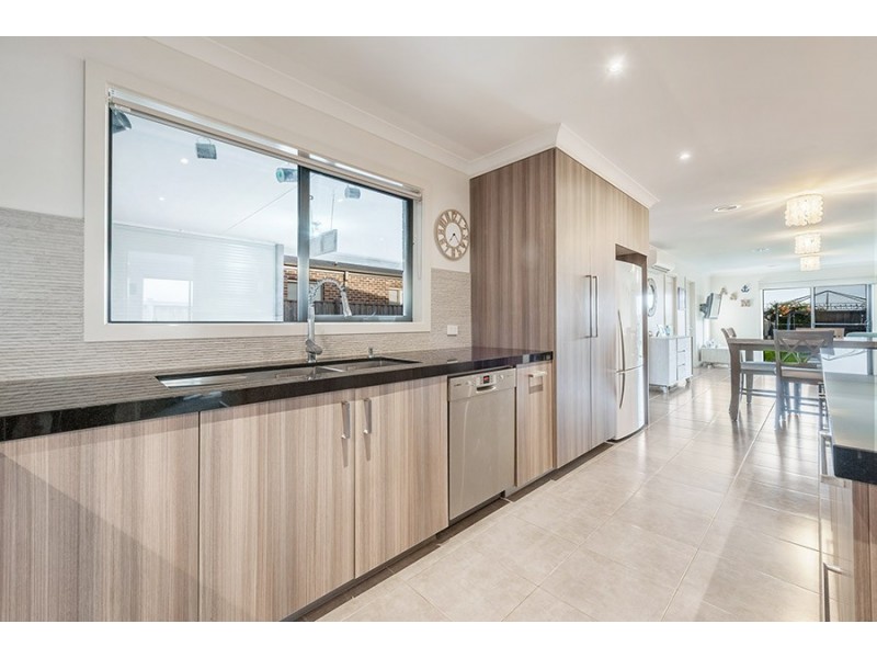 61 Palladium Circle, Beveridge VIC 3753