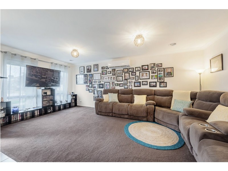 61 Palladium Circle, Beveridge VIC 3753