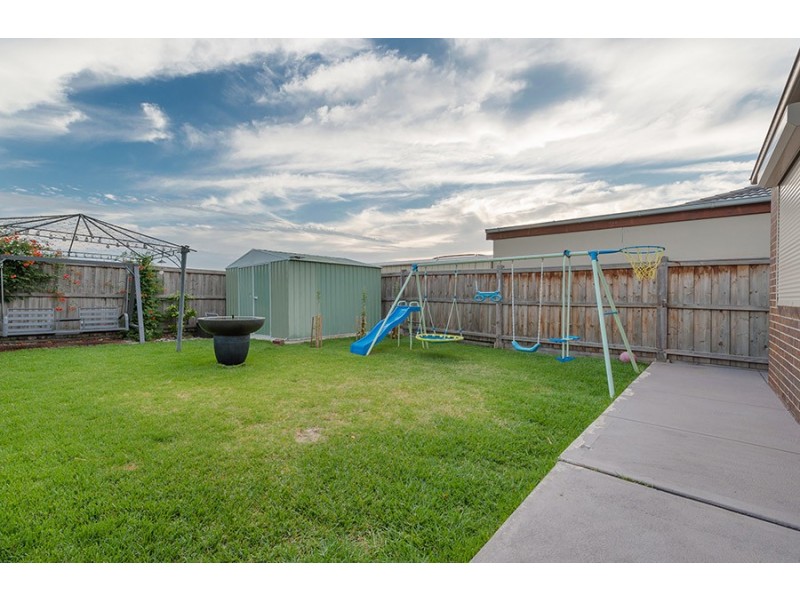 61 Palladium Circle, Beveridge VIC 3753