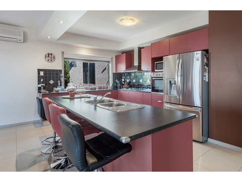 35 Excelsior Heights, Craigieburn VIC 3064