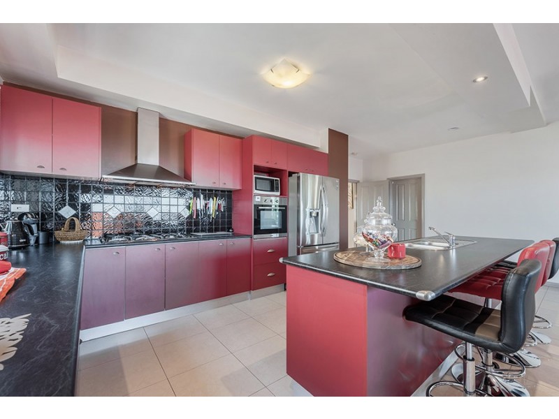 35 Excelsior Heights, Craigieburn VIC 3064
