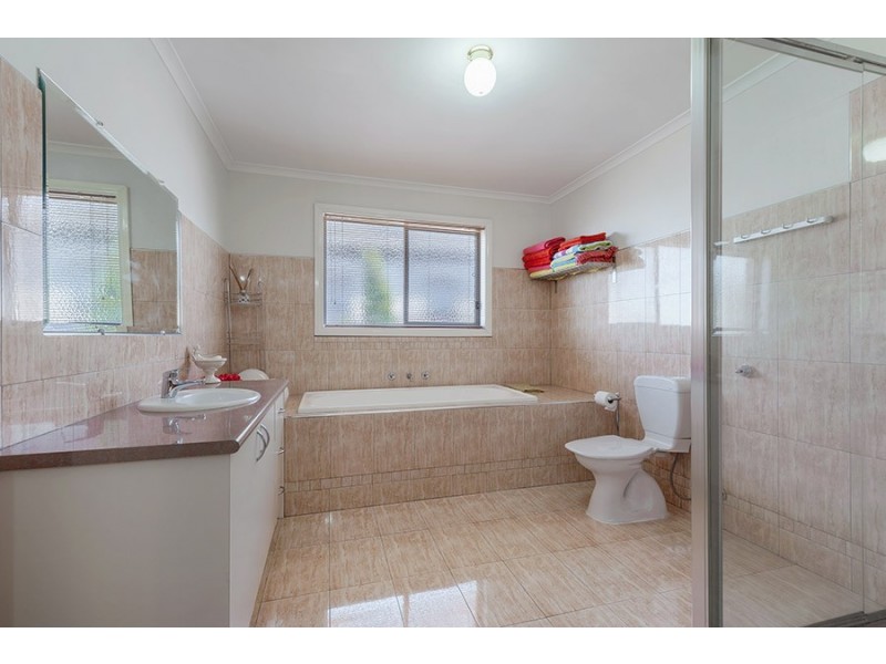35 Excelsior Heights, Craigieburn VIC 3064