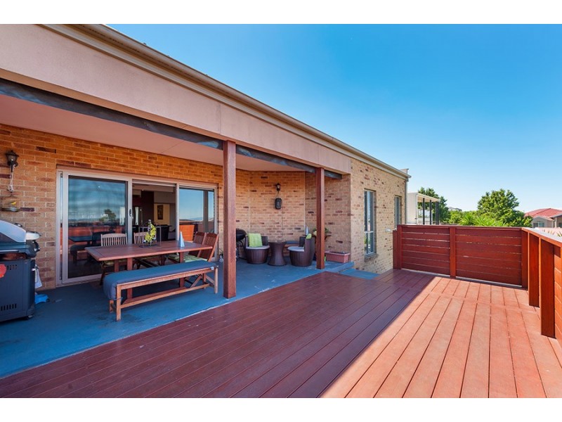 35 Excelsior Heights, Craigieburn VIC 3064