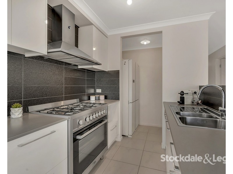 13 Muskwood Drive, Mickleham VIC 3064