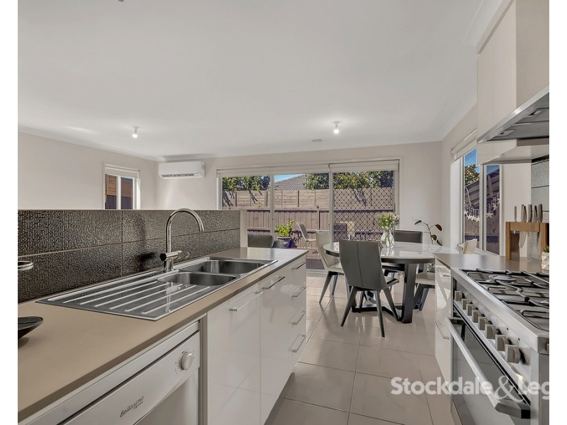 13 Muskwood Drive, Mickleham VIC 3064