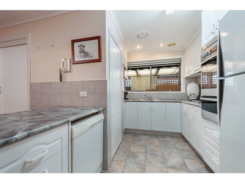 31 Craigieburn Road, Craigieburn VIC 3064