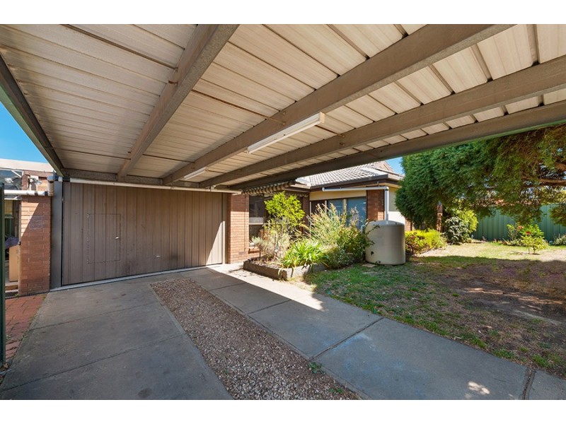 31 Craigieburn Road, Craigieburn VIC 3064