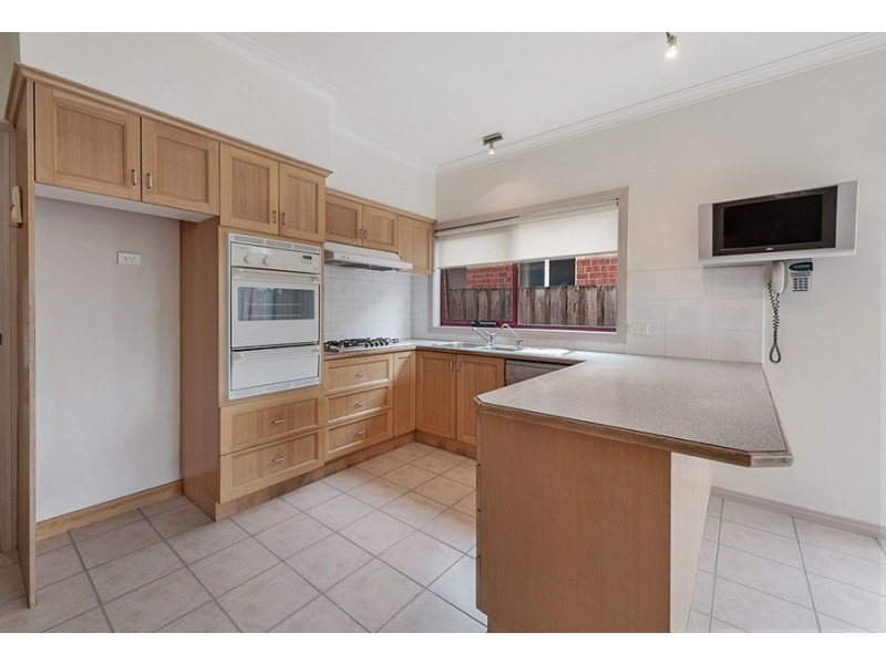 48 Reardon Crescent, Roxburgh Park VIC 3064