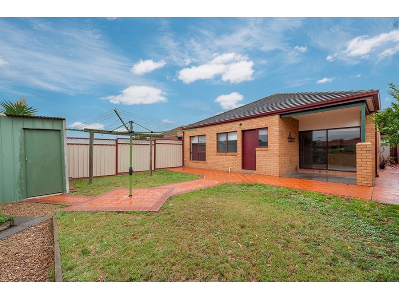 48 Reardon Crescent, Roxburgh Park VIC 3064