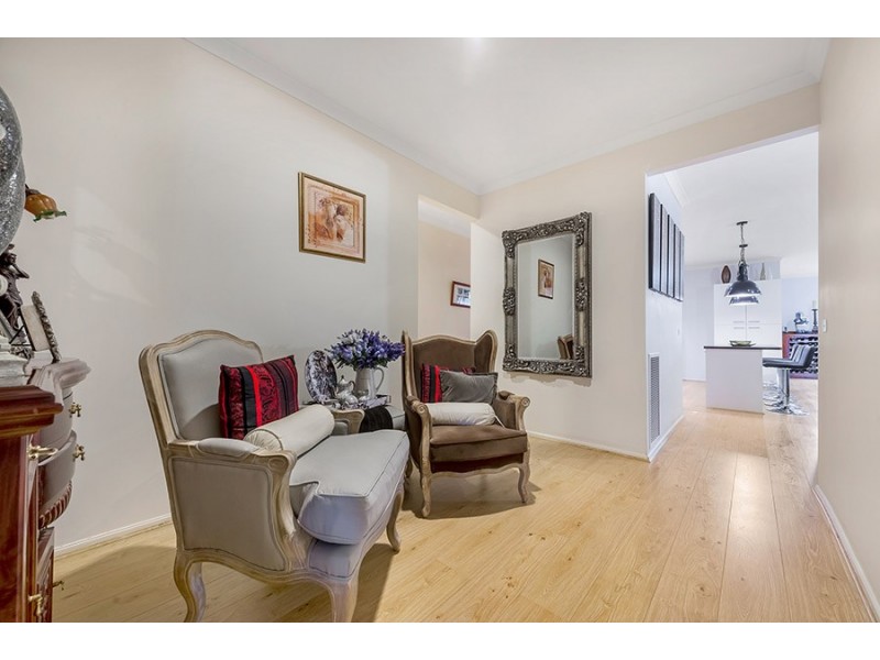 11 Black Range Avenue, Craigieburn VIC 3064