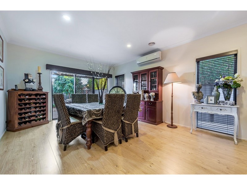 11 Black Range Avenue, Craigieburn VIC 3064