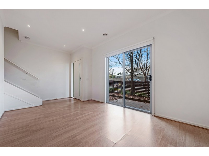 7/8 Moresby Court, Craigieburn VIC 3064