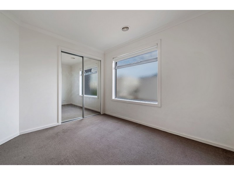 7/8 Moresby Court, Craigieburn VIC 3064
