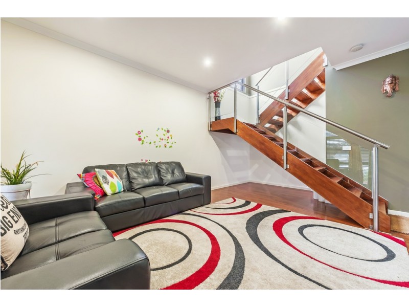 4 Grattan Cove, Craigieburn VIC 3064