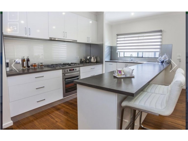 14 Bridgehaven Drive, Craigieburn VIC 3064