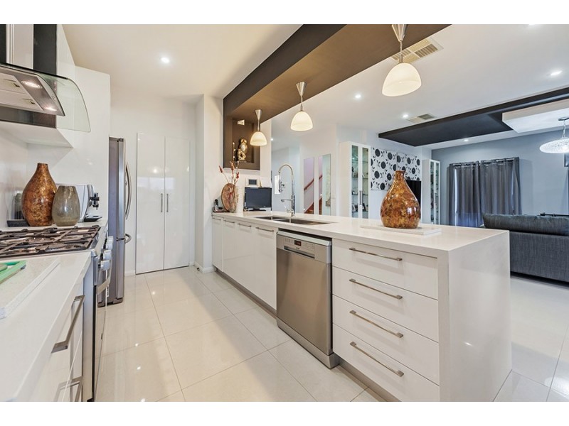 1 Cropton Rise, Craigieburn VIC 3064