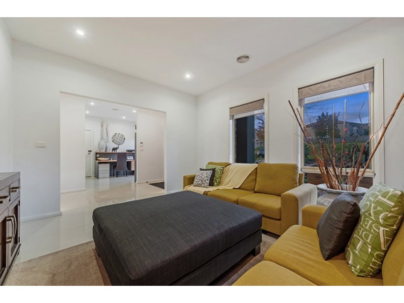 1 Cropton Rise, Craigieburn VIC 3064