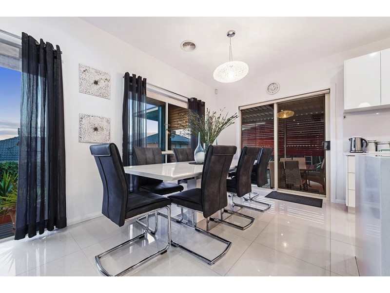 1 Cropton Rise, Craigieburn VIC 3064