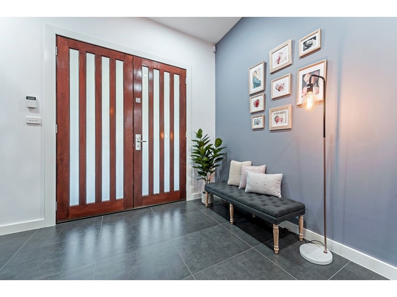 14 Milswyn Street, Craigieburn VIC 3064