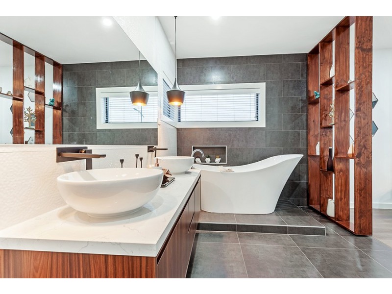 14 Milswyn Street, Craigieburn VIC 3064