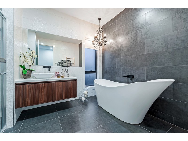 14 Milswyn Street, Craigieburn VIC 3064