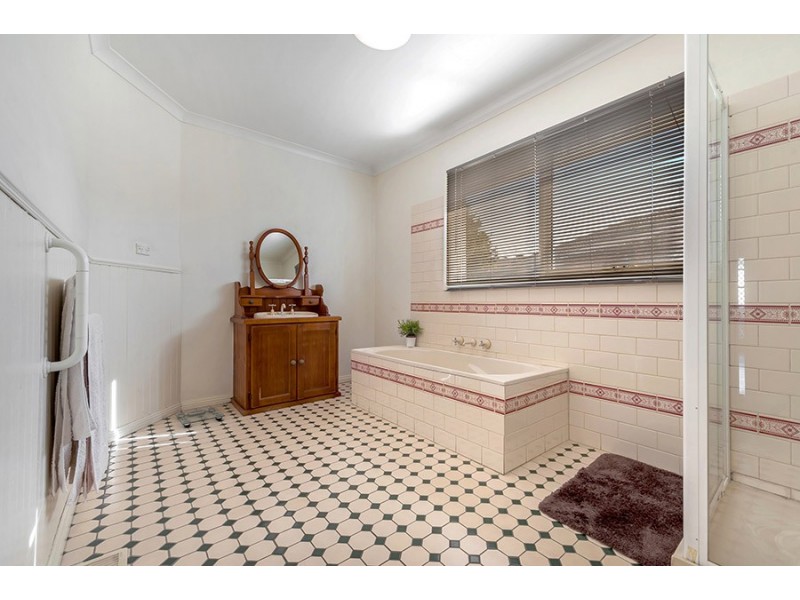 9 Dymock Court, Craigieburn VIC 3064