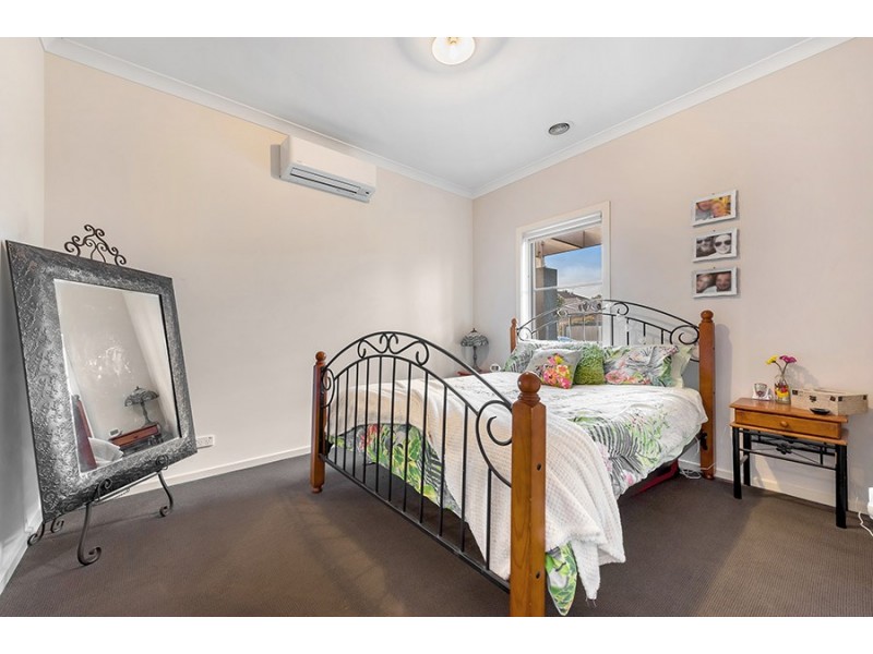 26 Riordan Crescent, Mernda VIC 3754