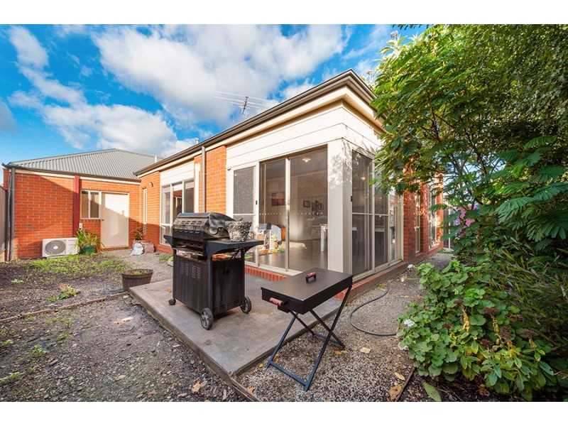 26 Riordan Crescent, Mernda VIC 3754