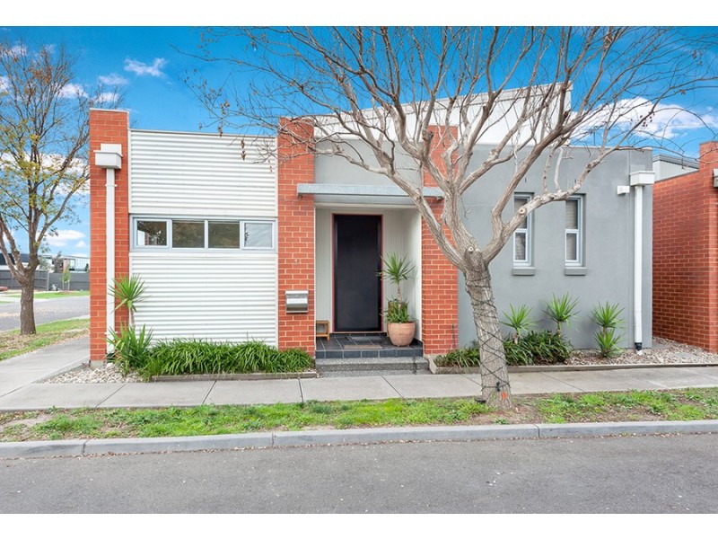 1 Coniston Place, Craigieburn VIC 3064