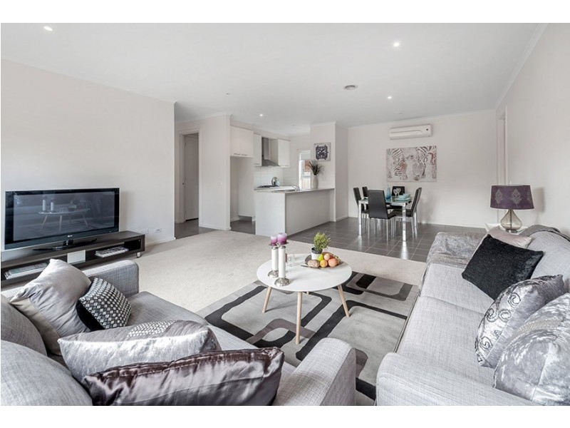 24 Middlesborough Drive, Craigieburn VIC 3064