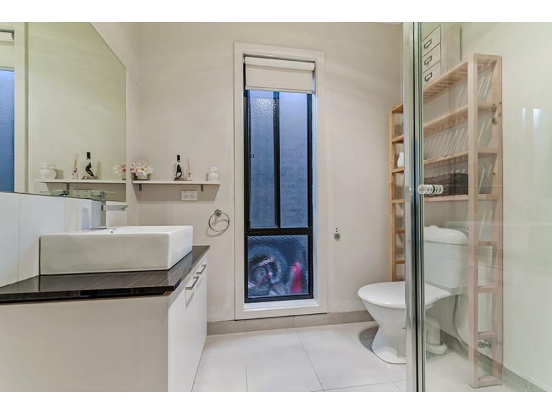 28 Brickwood Circuit, Craigieburn VIC 3064