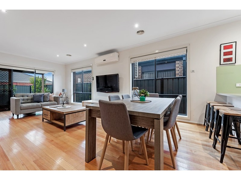 28 Brickwood Circuit, Craigieburn VIC 3064