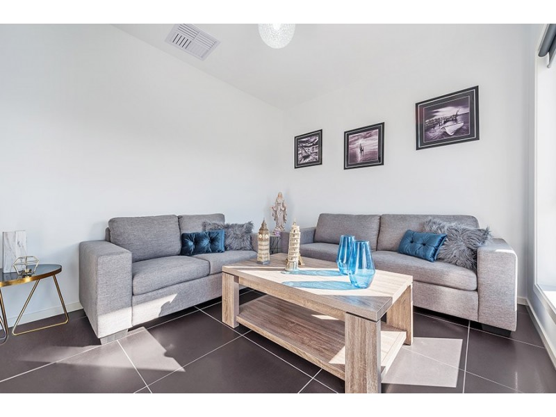 32 Travers Street, Craigieburn VIC 3064