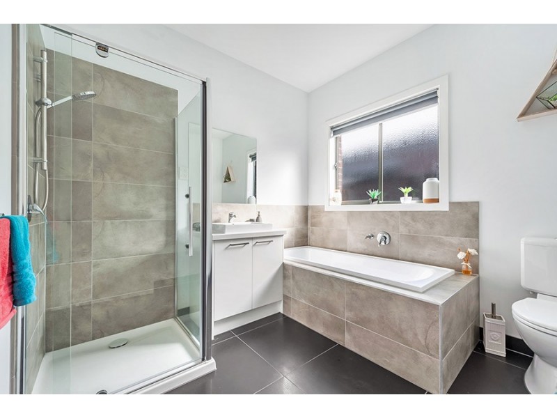 32 Travers Street, Craigieburn VIC 3064