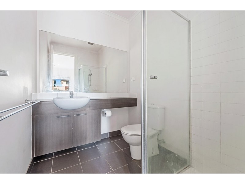 35 Mallacoota Way, Craigieburn VIC 3064